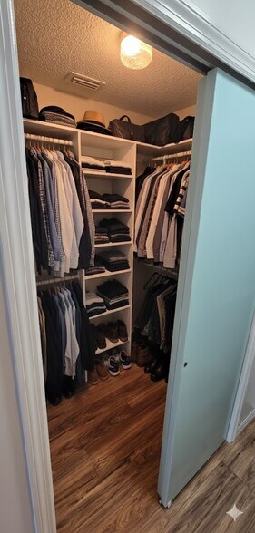 Building Photo - 152 Fenimore Ln