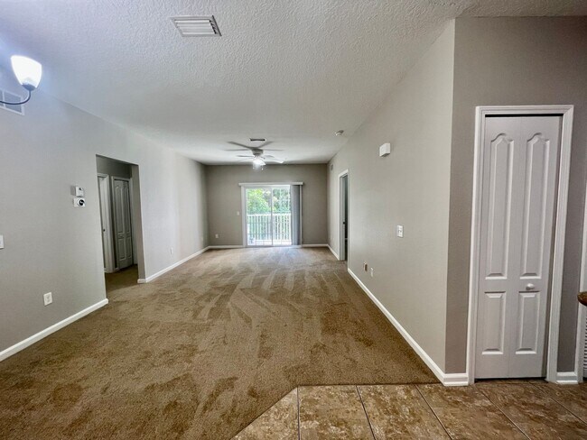 Building Photo - Stylish 3 Bedroom, 2 bath Condo with Woode...