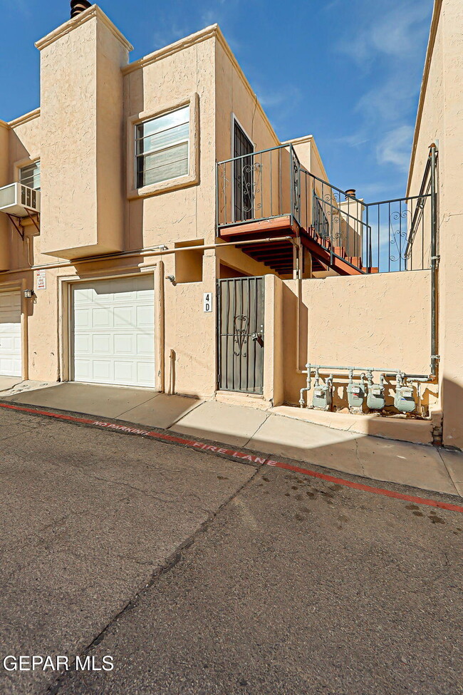 Building Photo - 2520 San Jose Ave