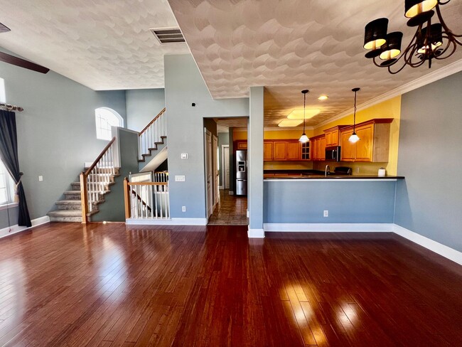 Building Photo - Stunning 4-bedroom, 3.5-bath condo in Suffolk