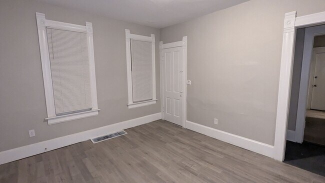 Building Photo - Atlas Investment Group, LLC (569 Allyn St ...