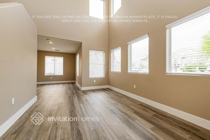 Building Photo - 8433 Walker Gardens Pl