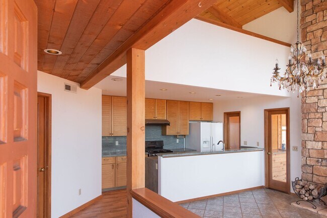 Building Photo - Unique Carmel Highlands 2 Bed, 2 Bath + Sunroom & Office
