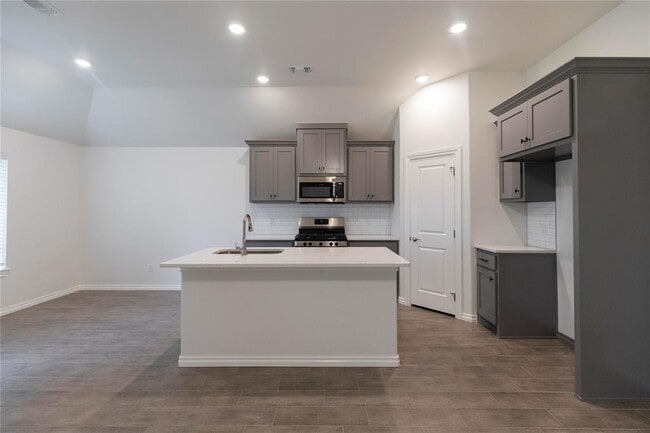Building Photo - 1816 Zayden Ln