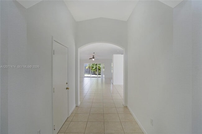 Building Photo - 13950 SW 155th Ct