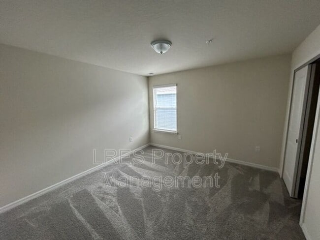 Building Photo - 1872 Erudite Wy