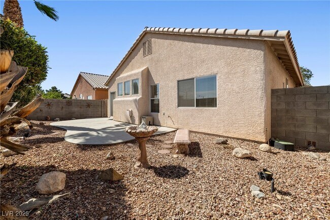 Building Photo - 6804 Rosinwood St