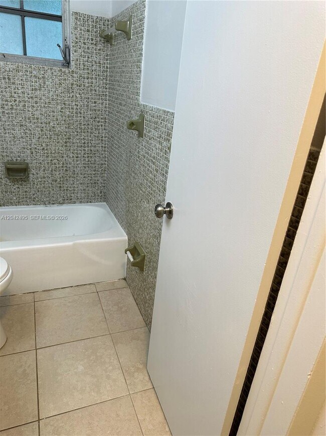 Building Photo - 22851 SW 157th Ave