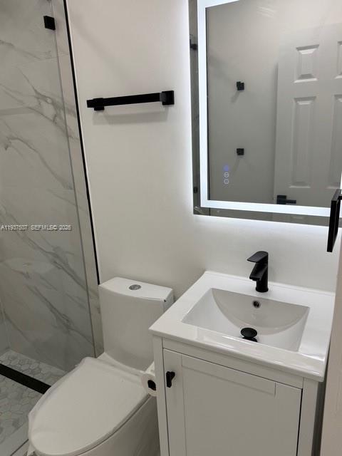 Building Photo - 822 W 30th St