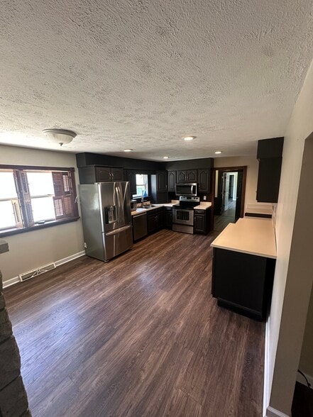 Building Photo - 7507 Kimberly Dr