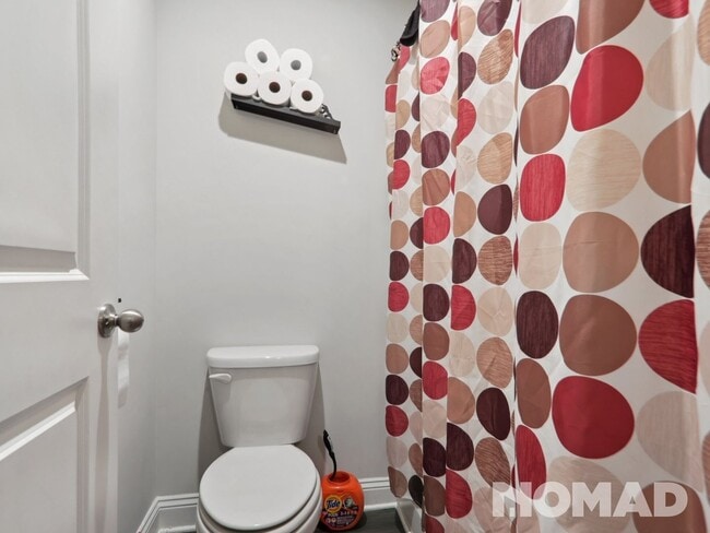 Building Photo - 3 Bedroom Townhome in Atlanta