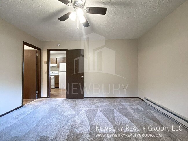 Building Photo - 16 Clearview Meadows