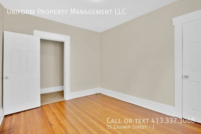 Building Photo - 15 Casimir St