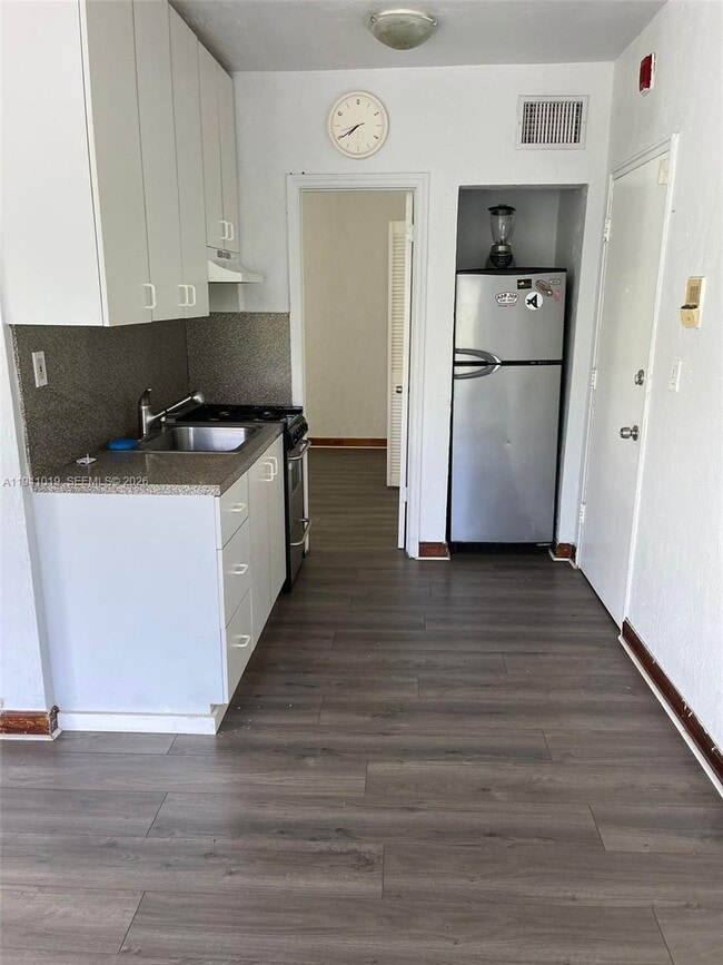 Building Photo - 1555 Pennsylvania Ave