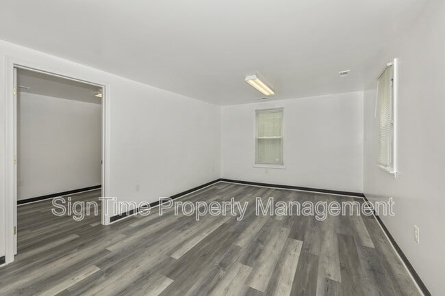 Building Photo - 796 Frederick St