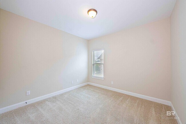 Building Photo - 27069 Gramercy Ln