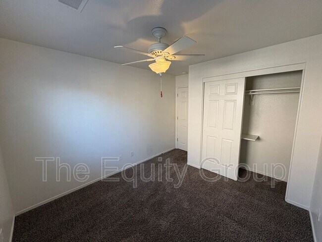 Building Photo - 429 N Amador St