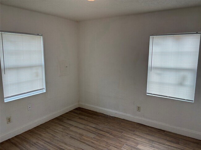 Building Photo - 6709 Kassarine Pass