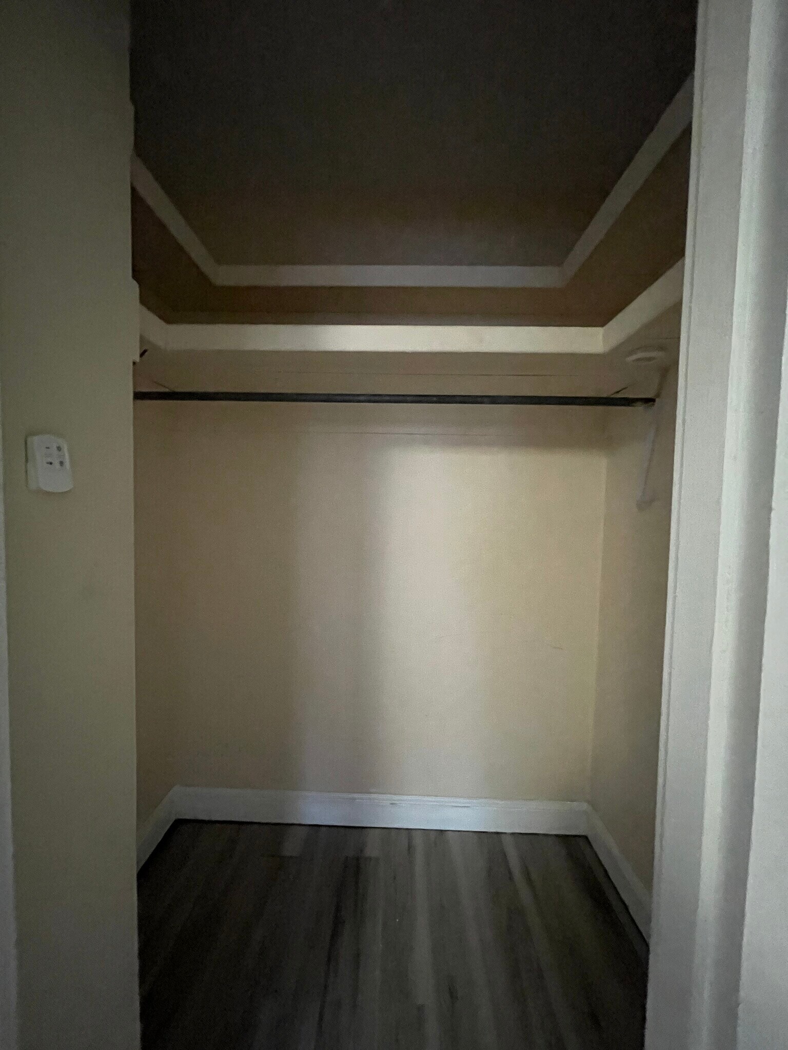 Building Photo - 3668 Kingsboro Rd NE