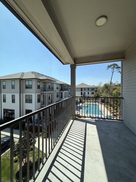 Building Photo - 2501 Bienville Blvd