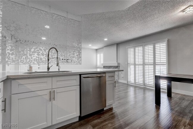 Building Photo - 7905 Idledale Ct