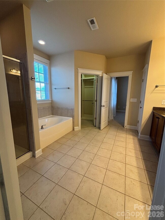 Building Photo - 11507 Ardrey Crest Dr