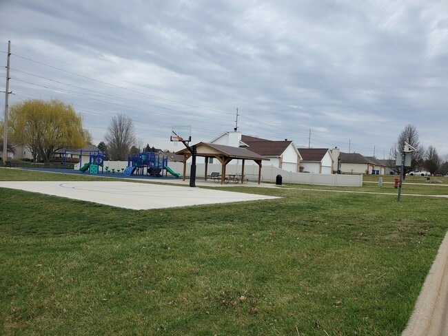 Building Photo - 709 Burgess Dr