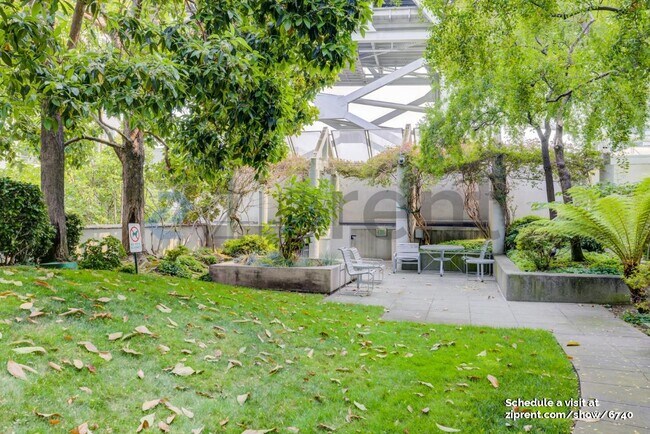 Building Photo - 201 Harrison St