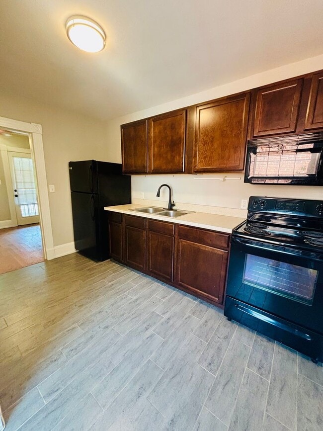 Building Photo - 711 Chimborazo Blvd