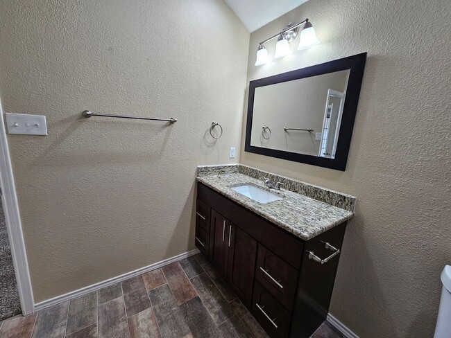 Building Photo - Must-See Casitas at Valley Ranch!