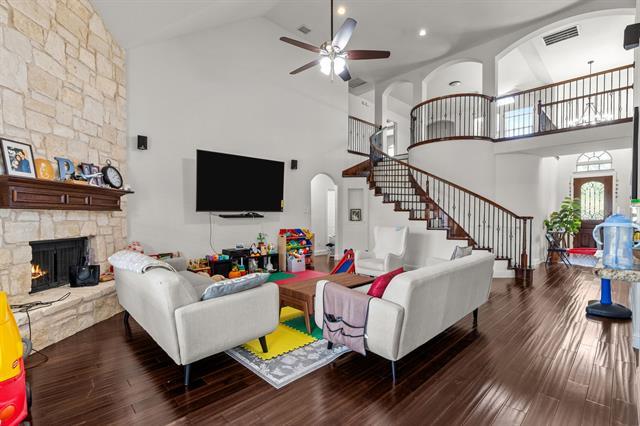 Building Photo - 3524 Hutch Dr