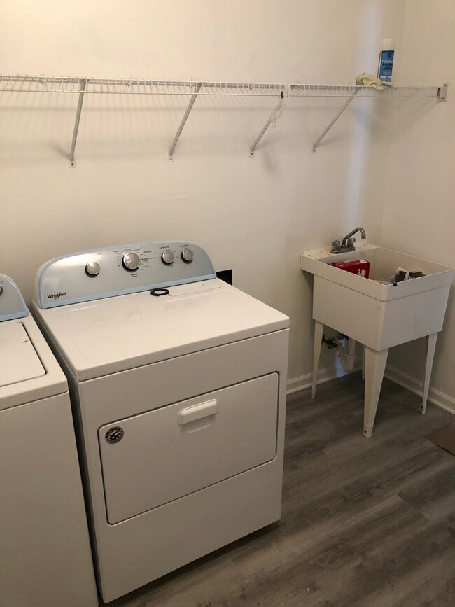 Building Photo - 1147 Pebble Creek Xing