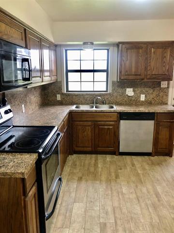 Building Photo - 1425 Marion Dr