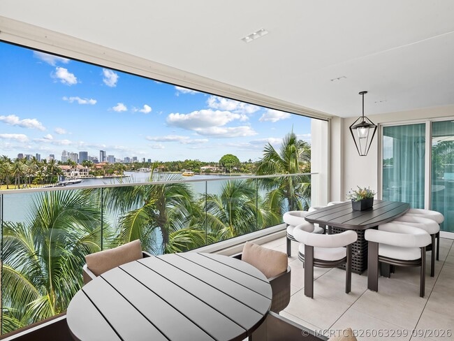 Building Photo - 3055 Harbor Dr