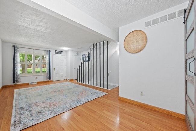 Building Photo - 1517 S Owens St
