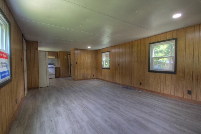 Building Photo - 205 MC 486 Lot 17