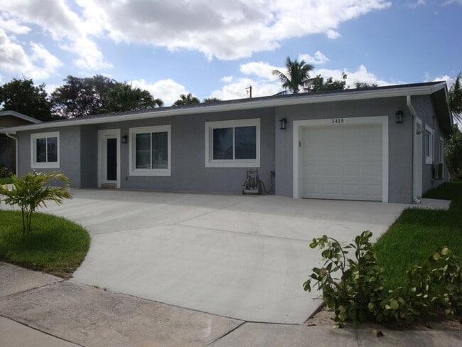 Building Photo - 3180 Orange Street, Boynton Beach, FL 33435