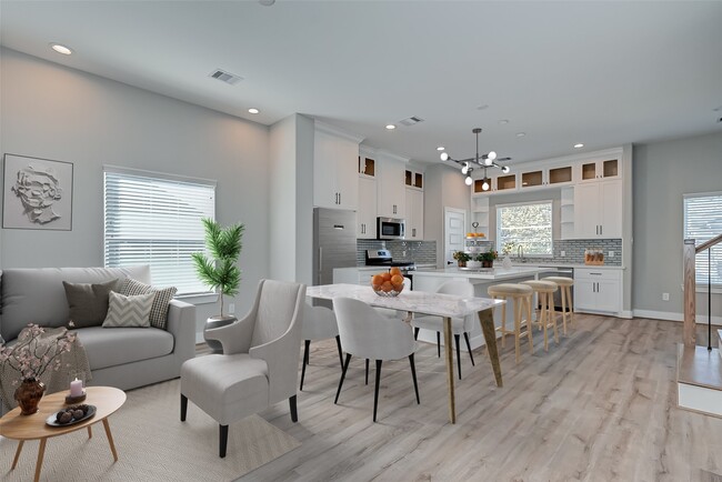 Building Photo - 1718 Hardy St