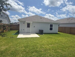 Building Photo - 10402 Red Cardinal Dr