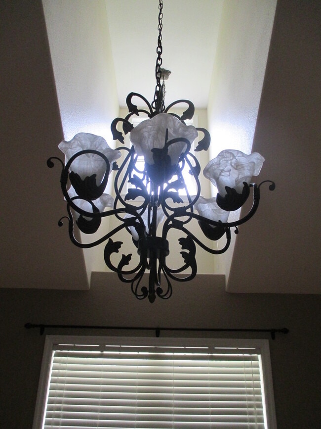 Building Photo - 101 Serenity Ct