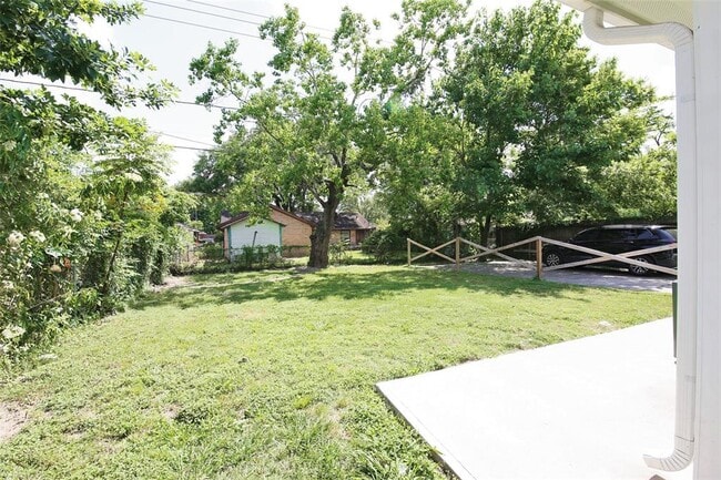 Building Photo - 3412 Blodgett St