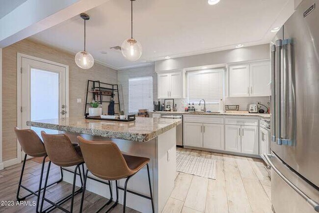 Building Photo - BEAUTIFUL Scottsdale Home