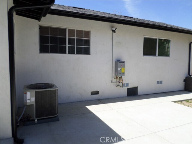 Building Photo - 1205 Neola St