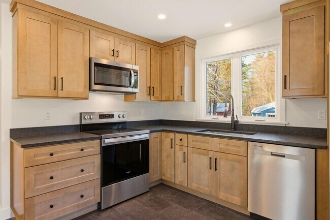 Building Photo - 29 Lovell Rd