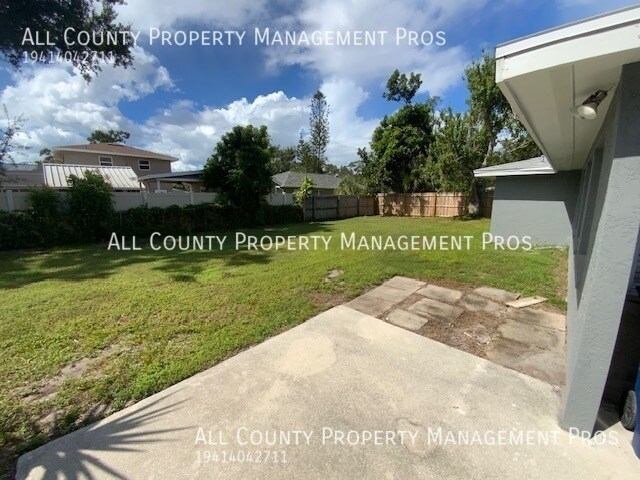 Building Photo - 5425 San Jose Dr