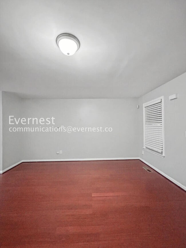 Building Photo - 1153 Smith St SW