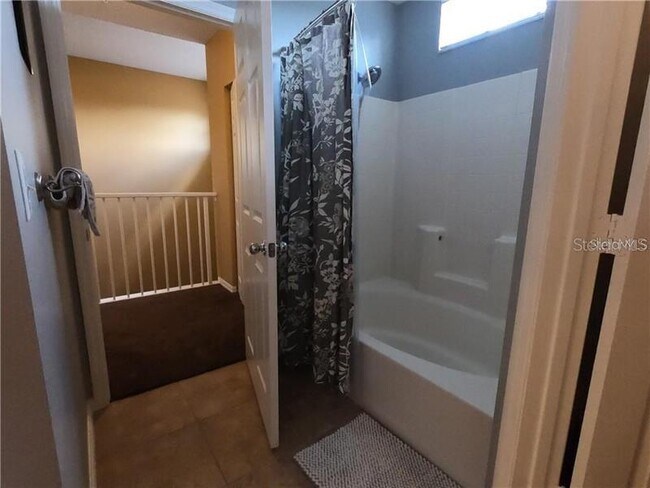 Building Photo - 5450 Bentgrass Dr