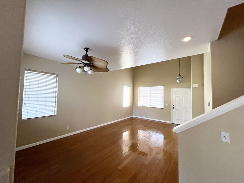 Living room - 5 Ryley Ct