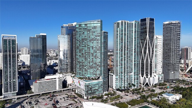 Building Photo - 888 Biscayne Blvd