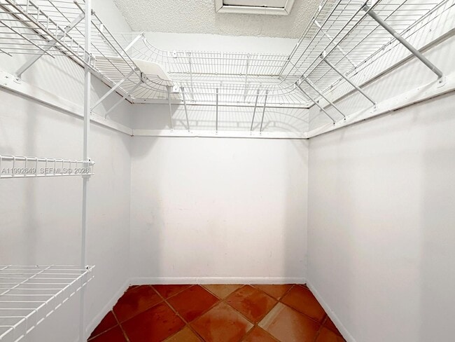 Building Photo - 7522 SW 109th Pl